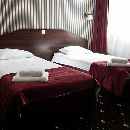 Hotel Podzamcze Góra Kalwaria エクステリア 写真
