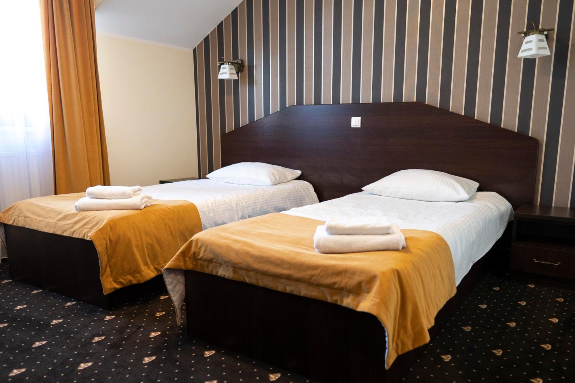 Hotel Podzamcze Góra Kalwaria エクステリア 写真